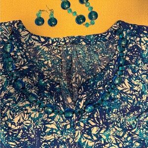 Blue Hues Ensemble: top/capris/w/Glass Beaded Necklace, Bracelet & Earrings